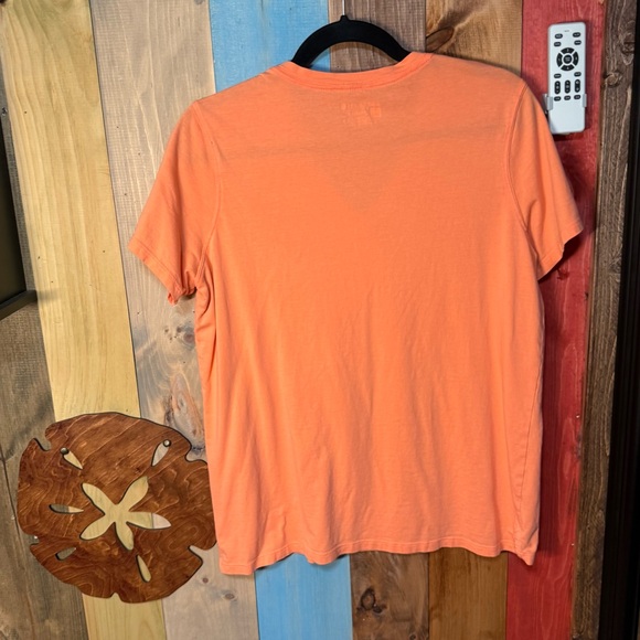Carhartt Women’s V-Neck Logo Tee – Orange (L, Relaxed Fit) - Picture 5 of 7